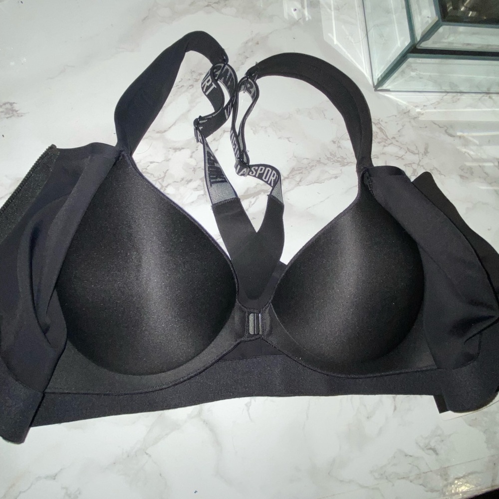 COPY - Victoria Secret Incredible Ultra Max Sports Bra